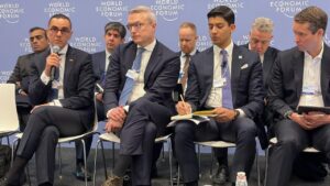 الخطيب: نهدف إلى رقمنة جميع الإجراءات الحكومية المتعلقة بتسهيل ممارسة الأعمال 8 WhatsApp Image 2026 01 20 at 12.51.09 PM