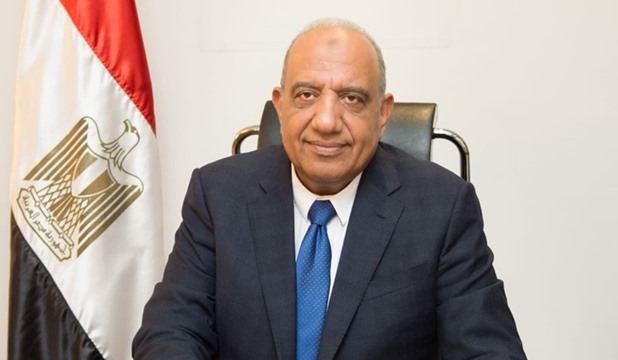 محمود عصمت وزير الكهرباء والطاقة المتجددة